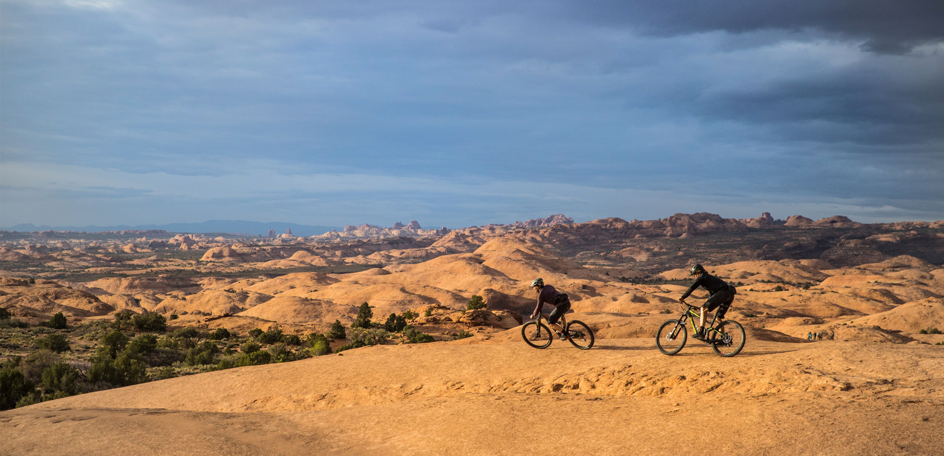 UT: James Adamson ja Axis Field Test