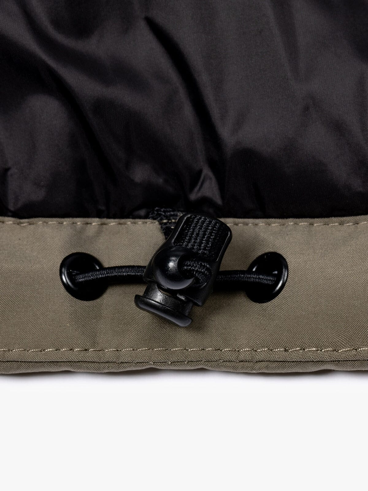 Highveld by Mission Workshop - Säänkestävät laukut ja tekniset vaatteet - San Francisco & Los Angeles - Rakennettu kestämään - ikuinen takuu