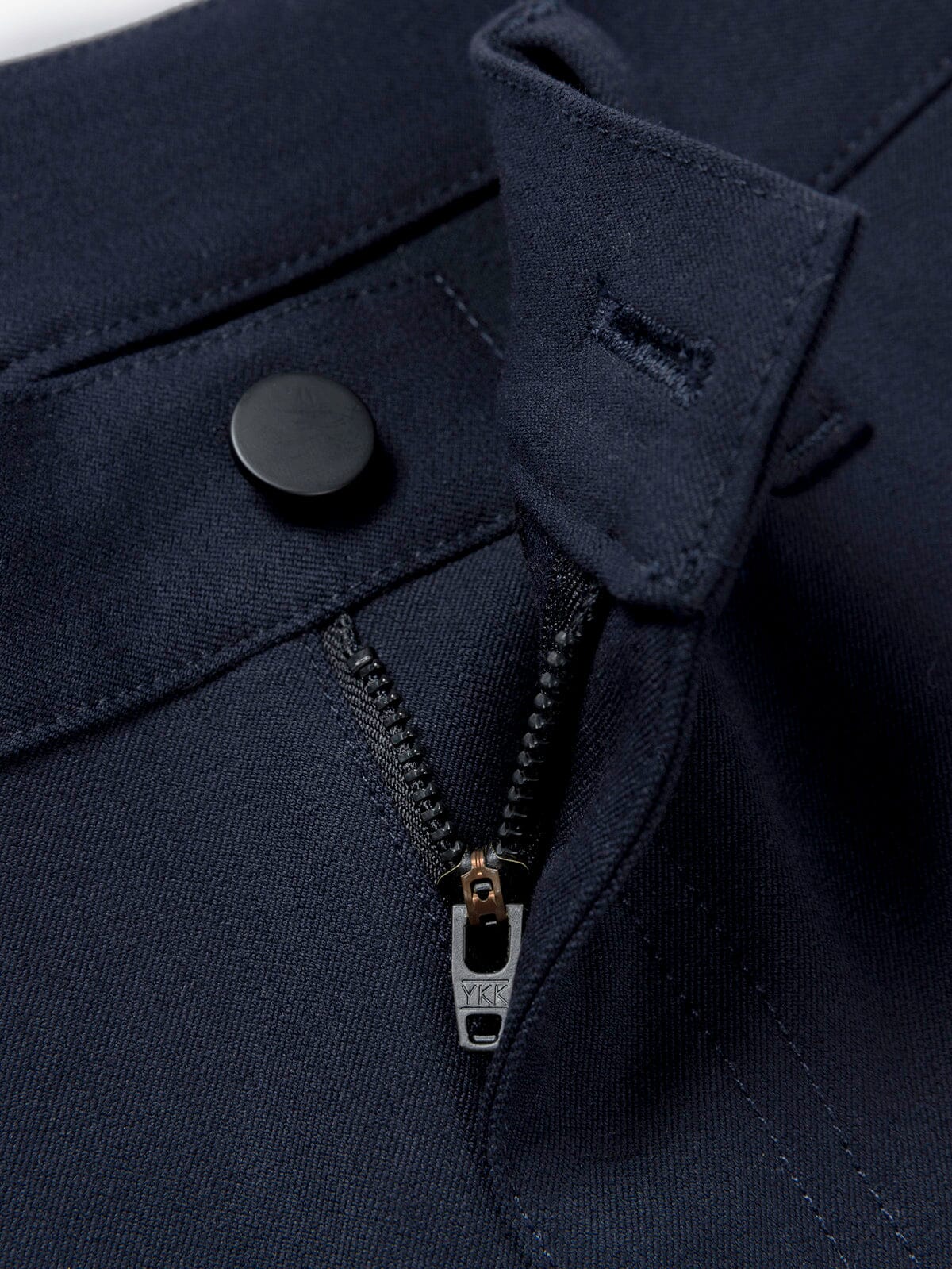 Paragon by Mission Workshop - Säänkestävät laukut ja tekniset vaatteet - San Francisco & Los Angeles - Rakennettu kestämään - ikuinen takuu