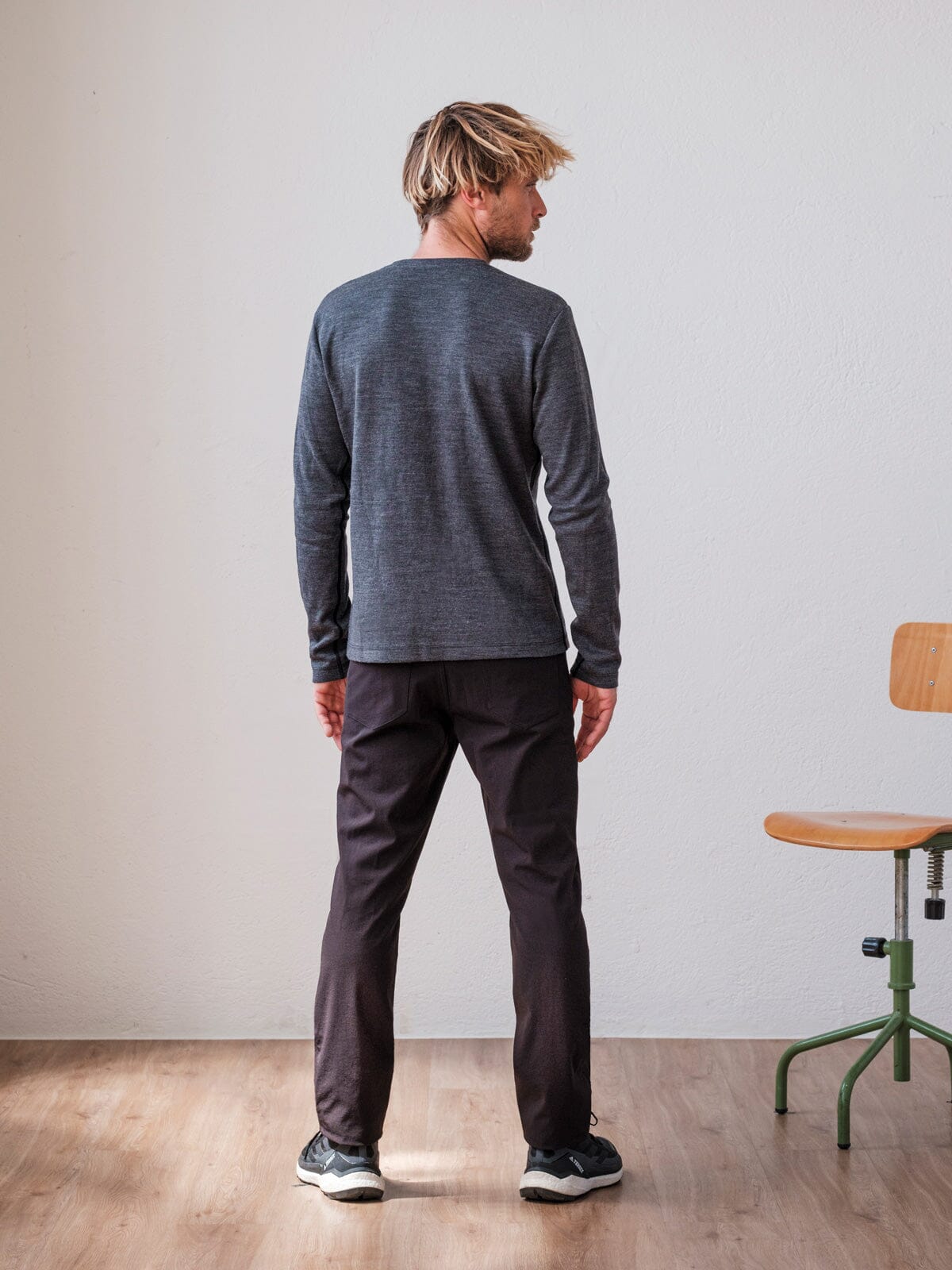 Parallel by Mission Workshop - Säänkestävät laukut ja tekniset vaatteet - San Francisco & Los Angeles - Rakennettu kestämään - ikuinen takuu