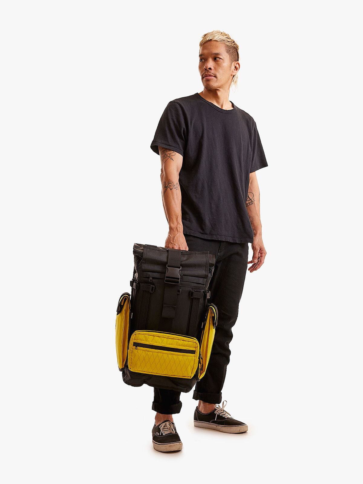 Notch Tech Pouch by Mission Workshop - Säänkestävät laukut ja tekniset vaatteet - San Francisco & Los Angeles - Rakennettu kestämään - ikuisesti taattu