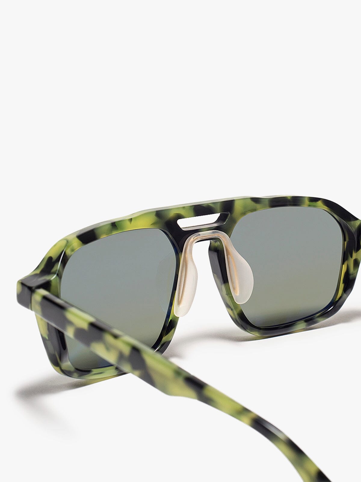 AO x MW : Navigator by Mission Workshop - Säänkestävät laukut ja tekniset vaatteet - San Francisco & Los Angeles - Kestävästi rakennettu - ikuinen takuu