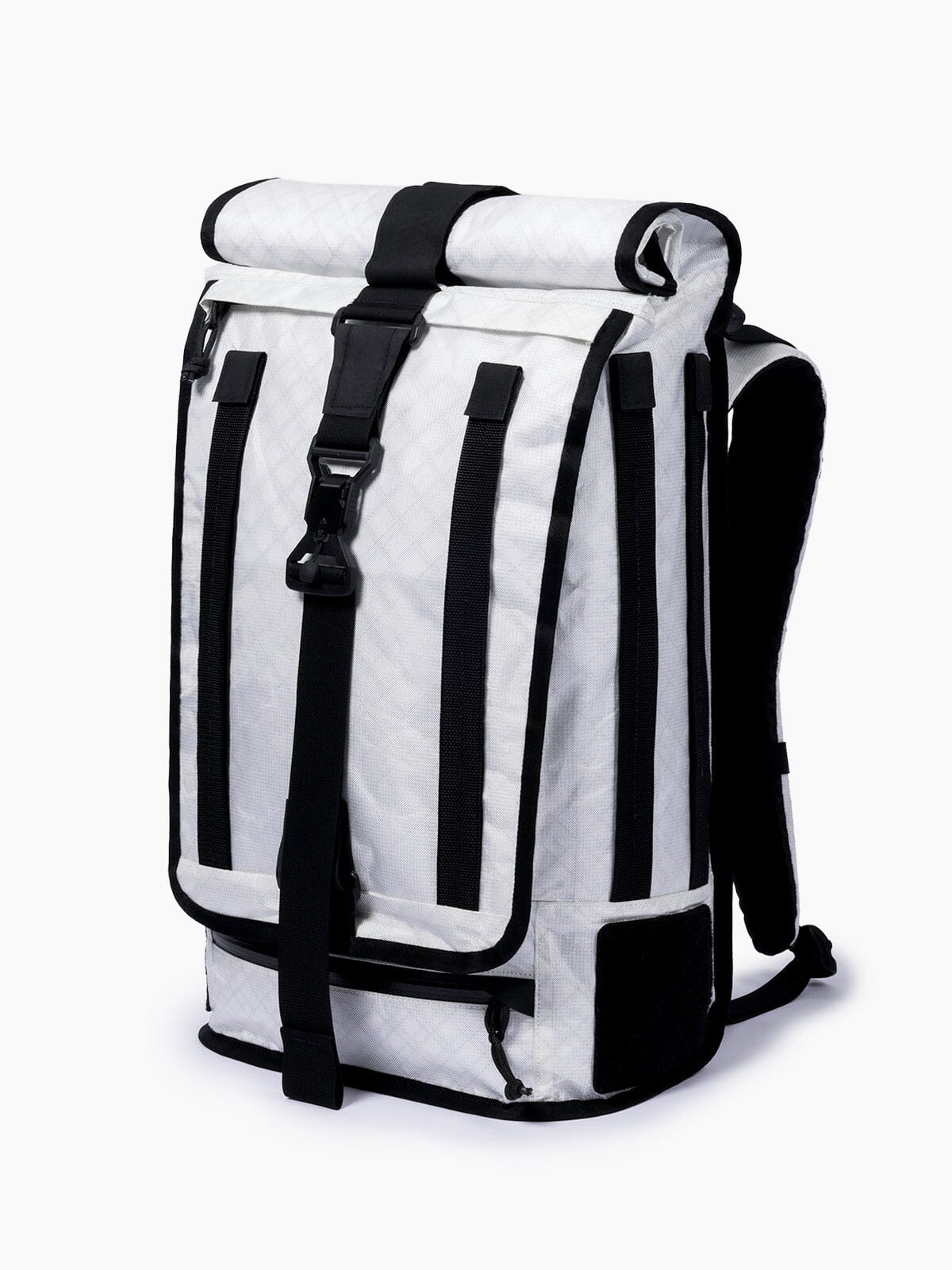 Mission Workshop X Carryology by Mission Workshop - Säänkestävät laukut ja tekniset vaatteet - San Francisco & Los Angeles - Rakennettu kestämään - ikuinen takuu