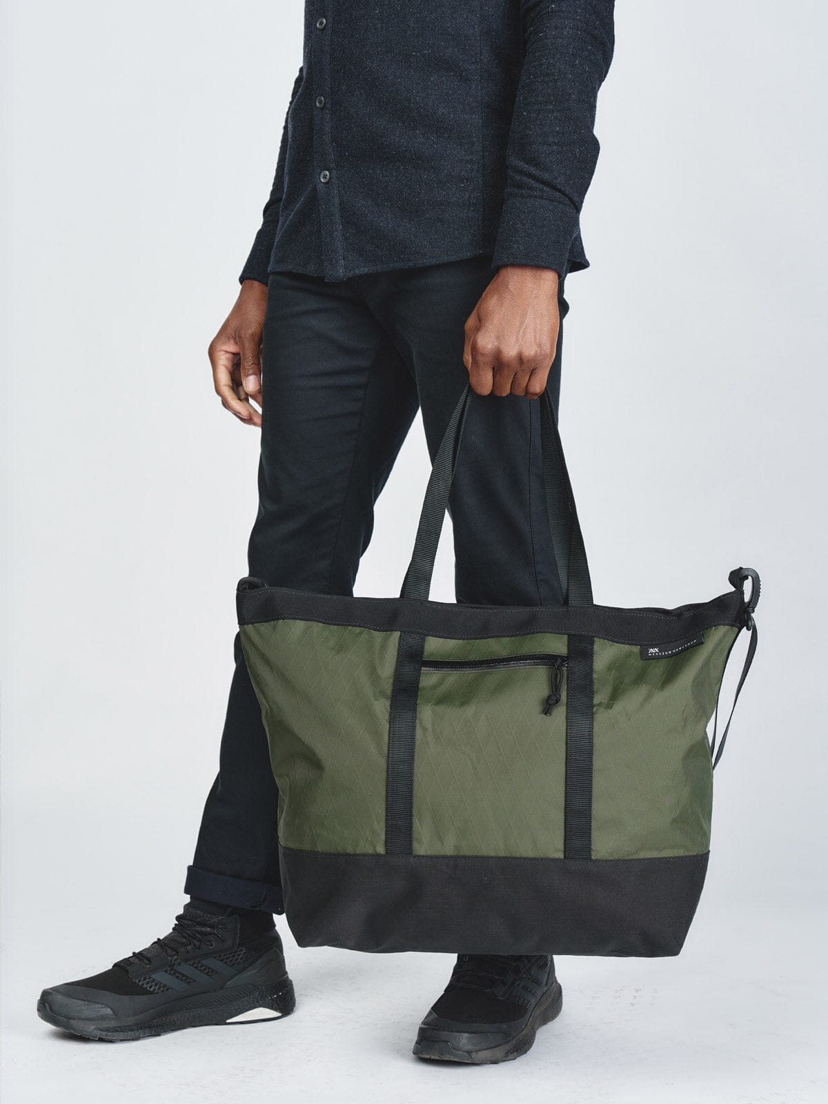Helix 15L Tote by Mission Workshop - Säänkestävät laukut ja tekniset vaatteet - San Francisco & Los Angeles - Rakennettu kestämään - ikuisesti taattu
