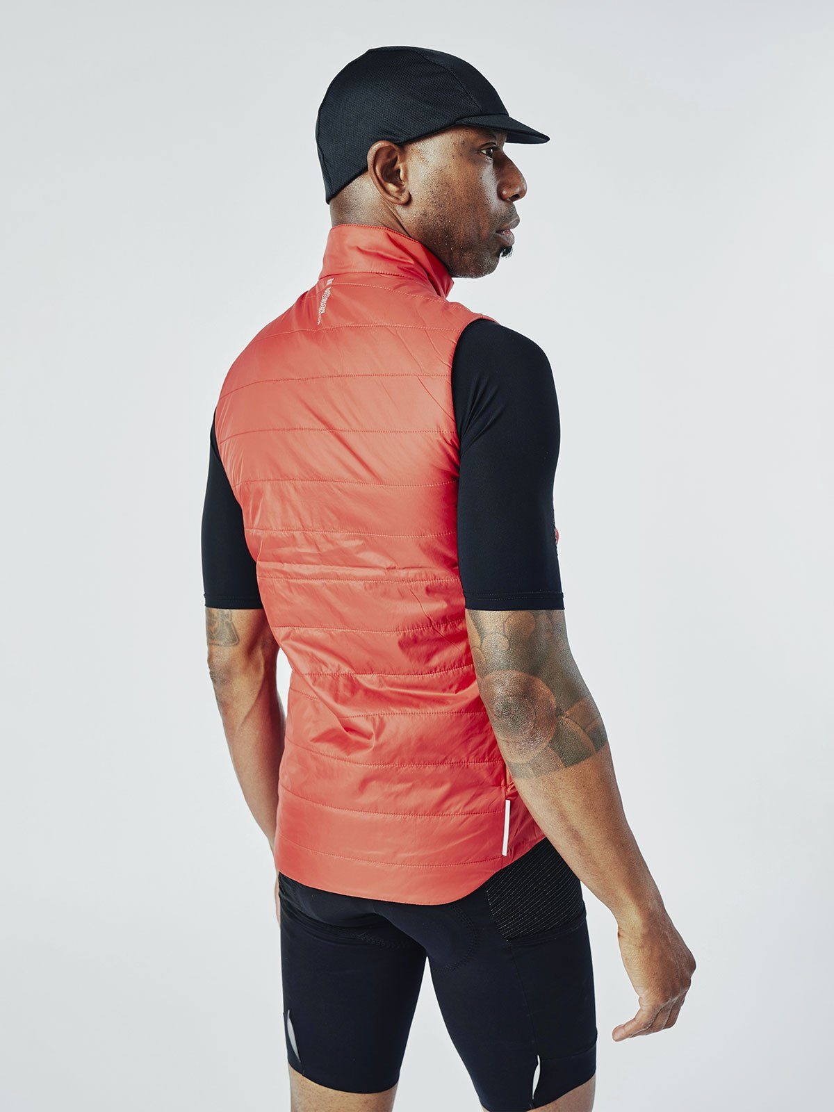 Acre Series Vest by Mission Workshop - Säänkestävät laukut ja tekniset vaatteet - San Francisco & Los Angeles - Rakennettu kestämään - ikuinen takuu