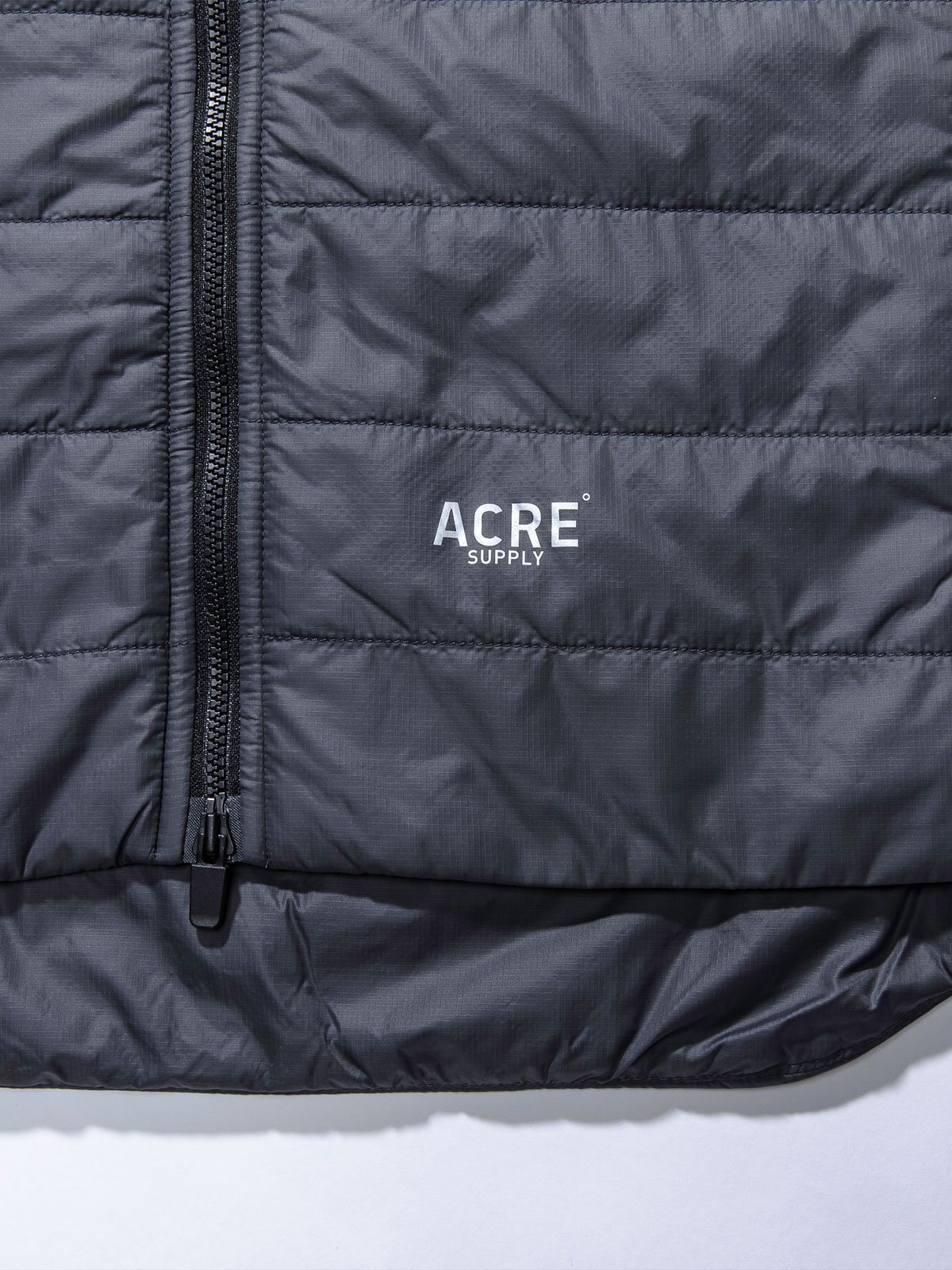 Acre Series Vest by Mission Workshop - Säänkestävät laukut ja tekniset vaatteet - San Francisco & Los Angeles - Rakennettu kestämään - ikuinen takuu