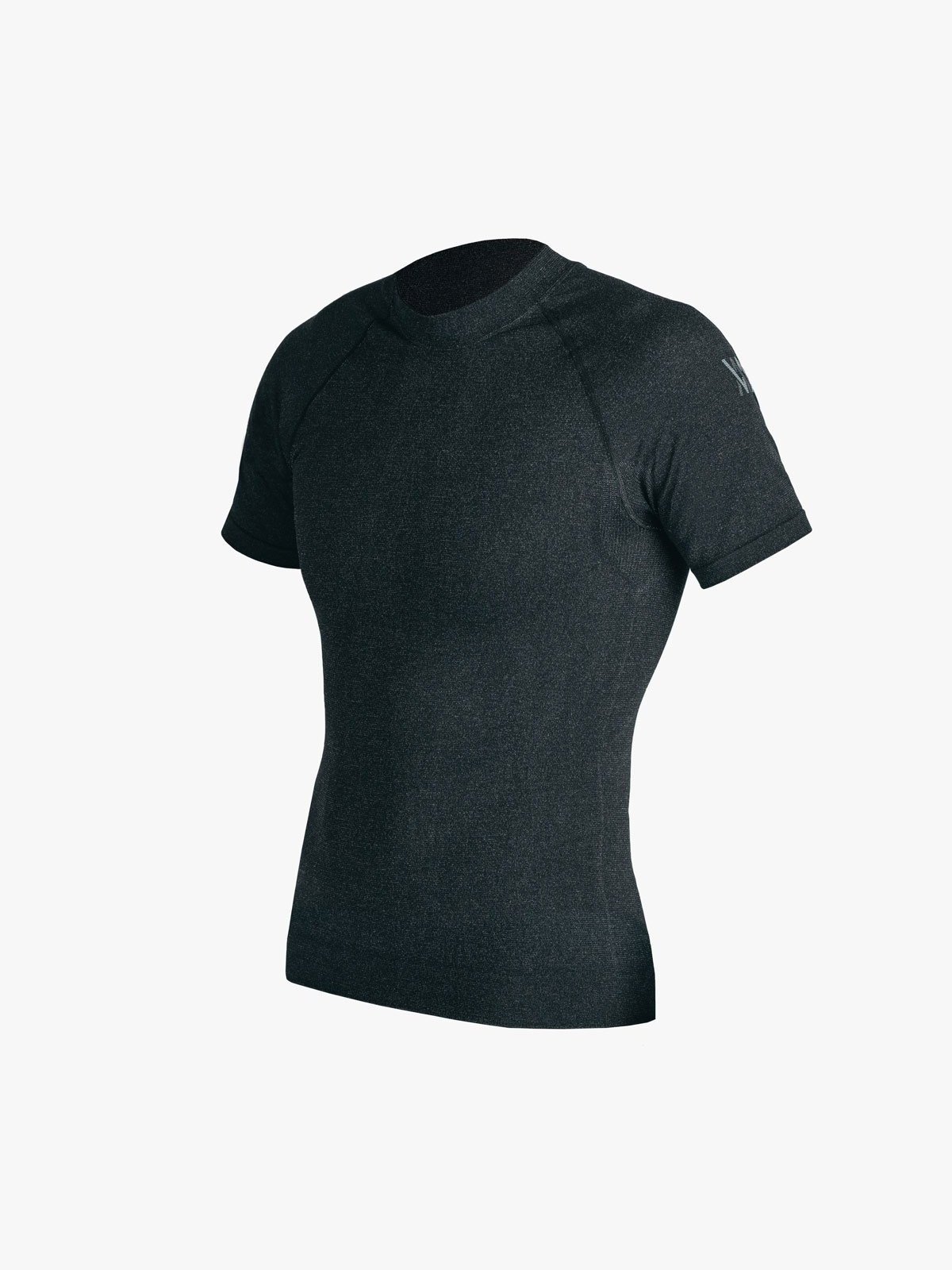 Advanced Projects® : Seamless Base Layers by Mission Workshop - Säänkestävät laukut ja tekniset vaatteet - San Francisco & Los Angeles - Rakennettu kestämään - ikuisesti taattu