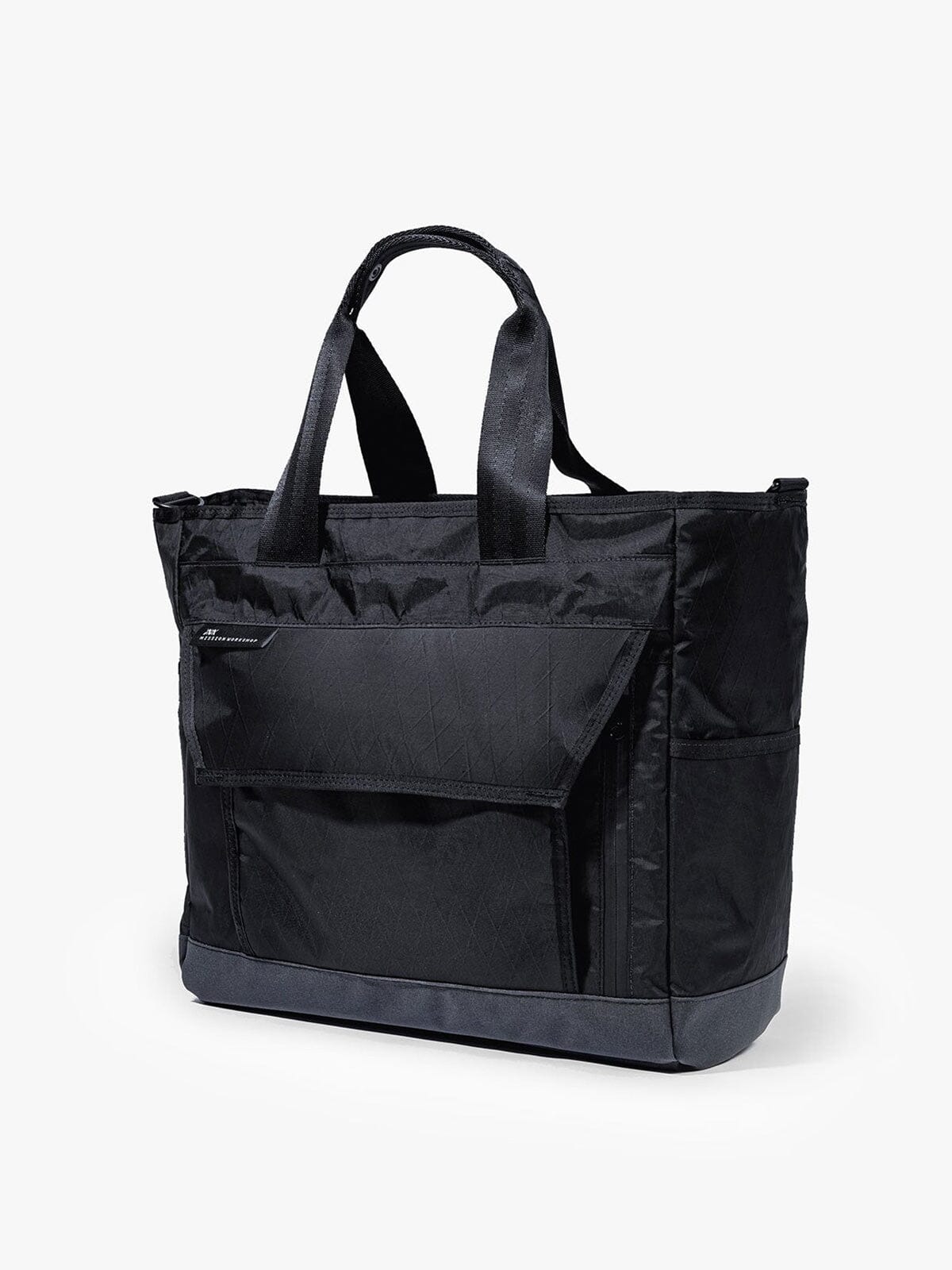 Drift by Mission Workshop - Säänkestävät laukut ja tekniset vaatteet - San Francisco & Los Angeles - Rakennettu kestämään - ikuinen takuu