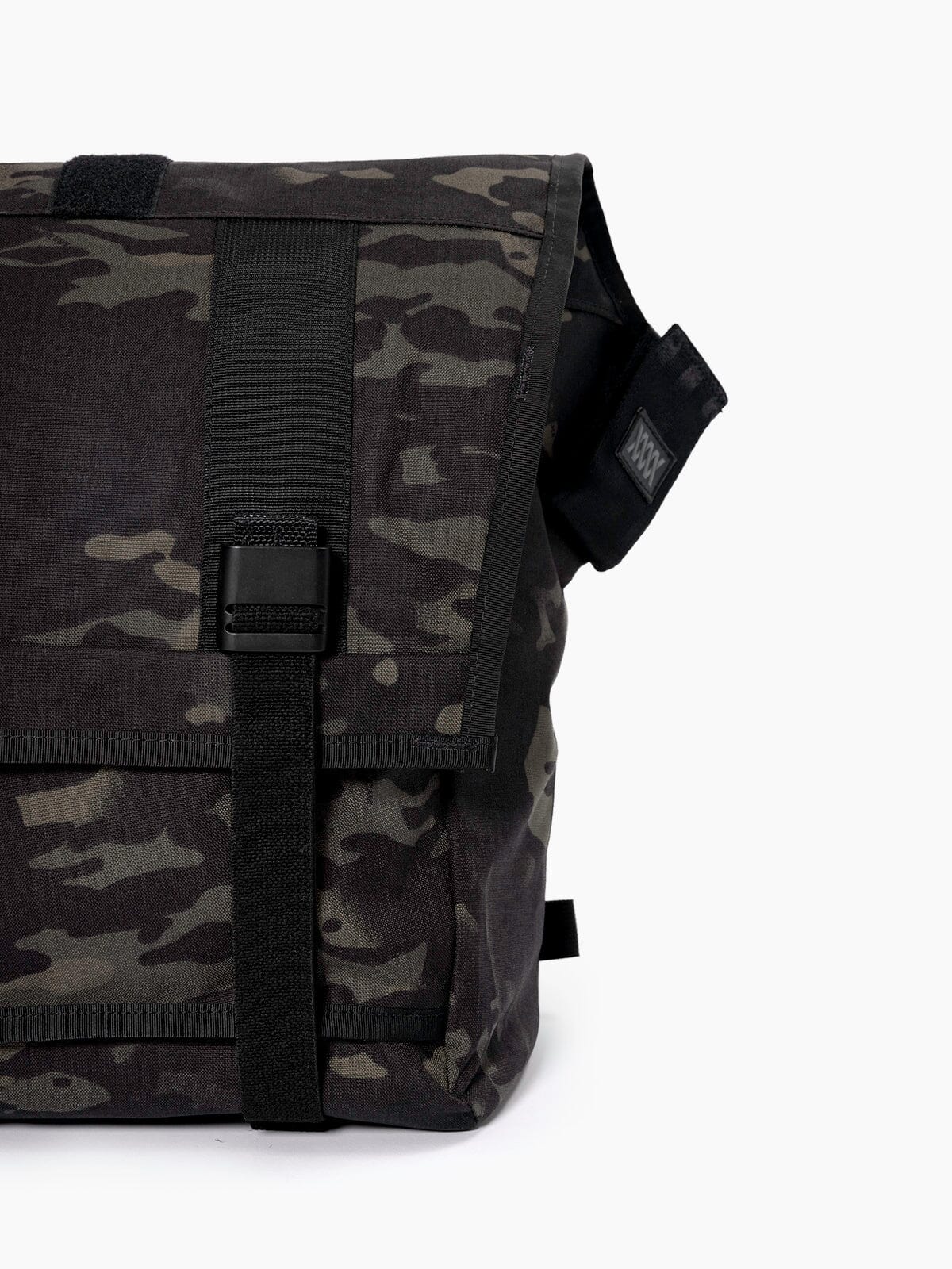 Shed : AP by Mission Workshop - Säänkestävät laukut ja tekniset vaatteet - San Francisco & Los Angeles - Rakennettu kestämään - ikuinen takuu