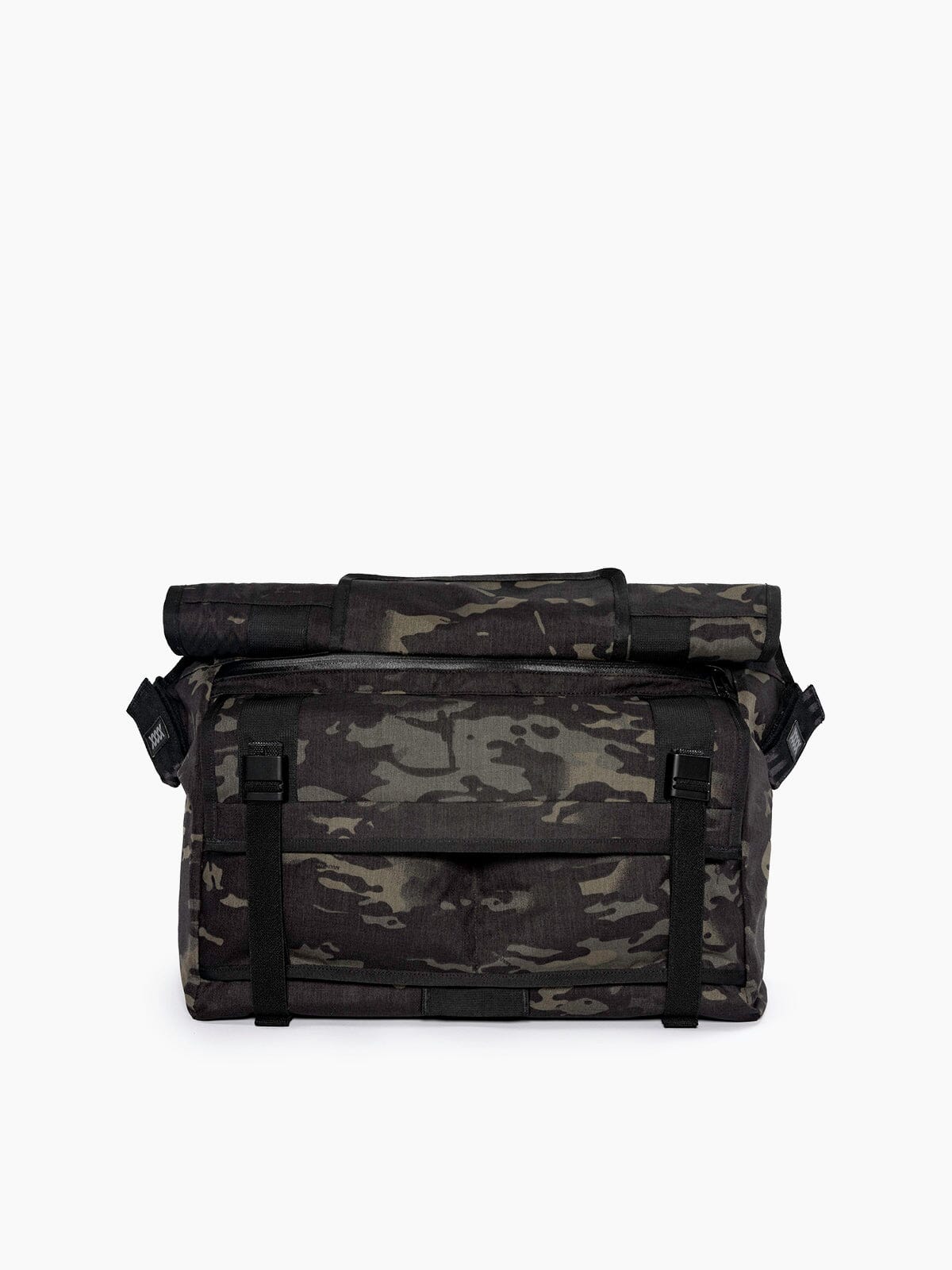 Shed : AP by Mission Workshop - Säänkestävät laukut ja tekniset vaatteet - San Francisco & Los Angeles - Rakennettu kestämään - ikuinen takuu