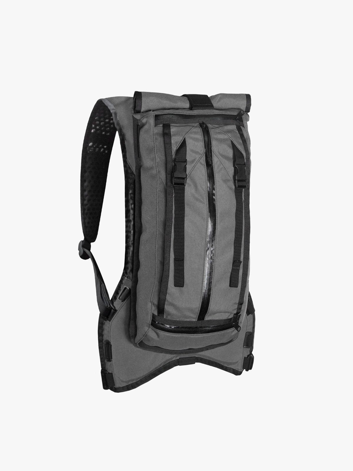 Hauser 10L by Mission Workshop - Säänkestävät laukut ja tekniset vaatteet - San Francisco & Los Angeles - Rakennettu kestämään - ikuinen takuu