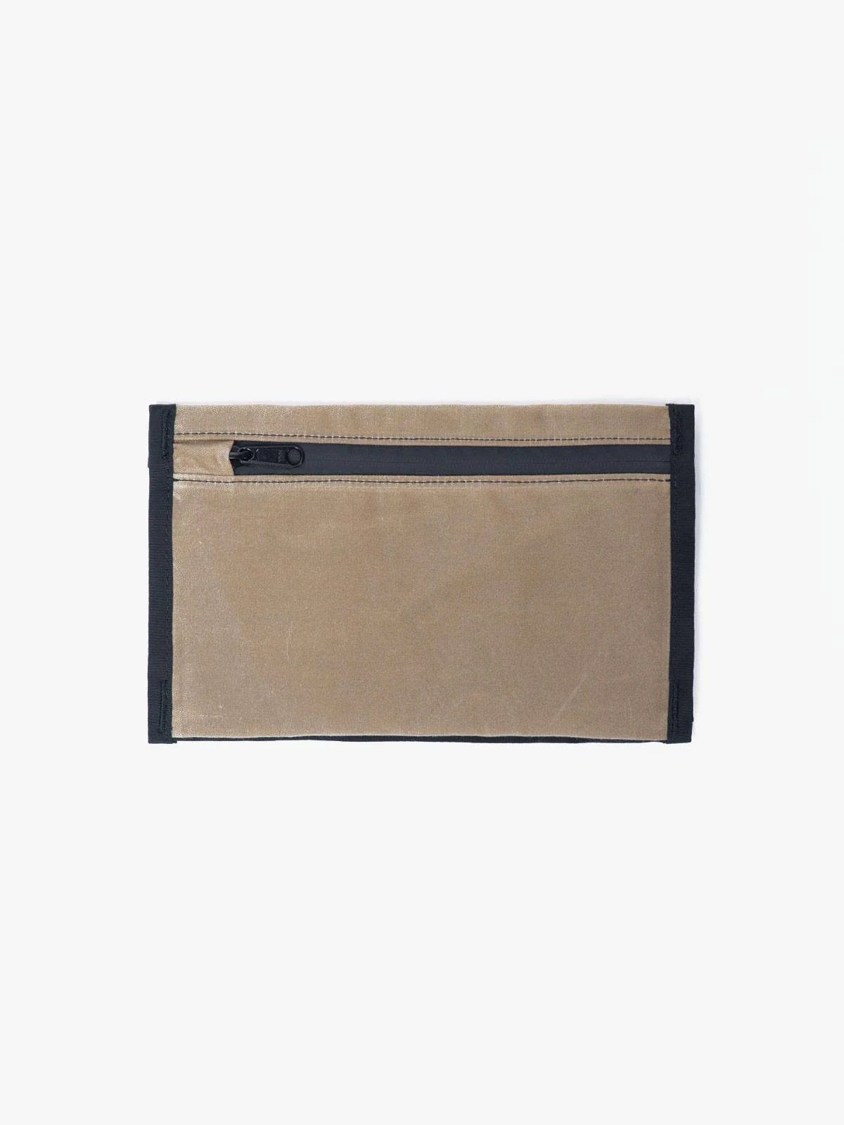 Arkiv Horizontal Zip by Mission Workshop - Säänkestävät laukut ja tekniset vaatteet - San Francisco & Los Angeles - Rakennettu kestämään - ikuinen takuu