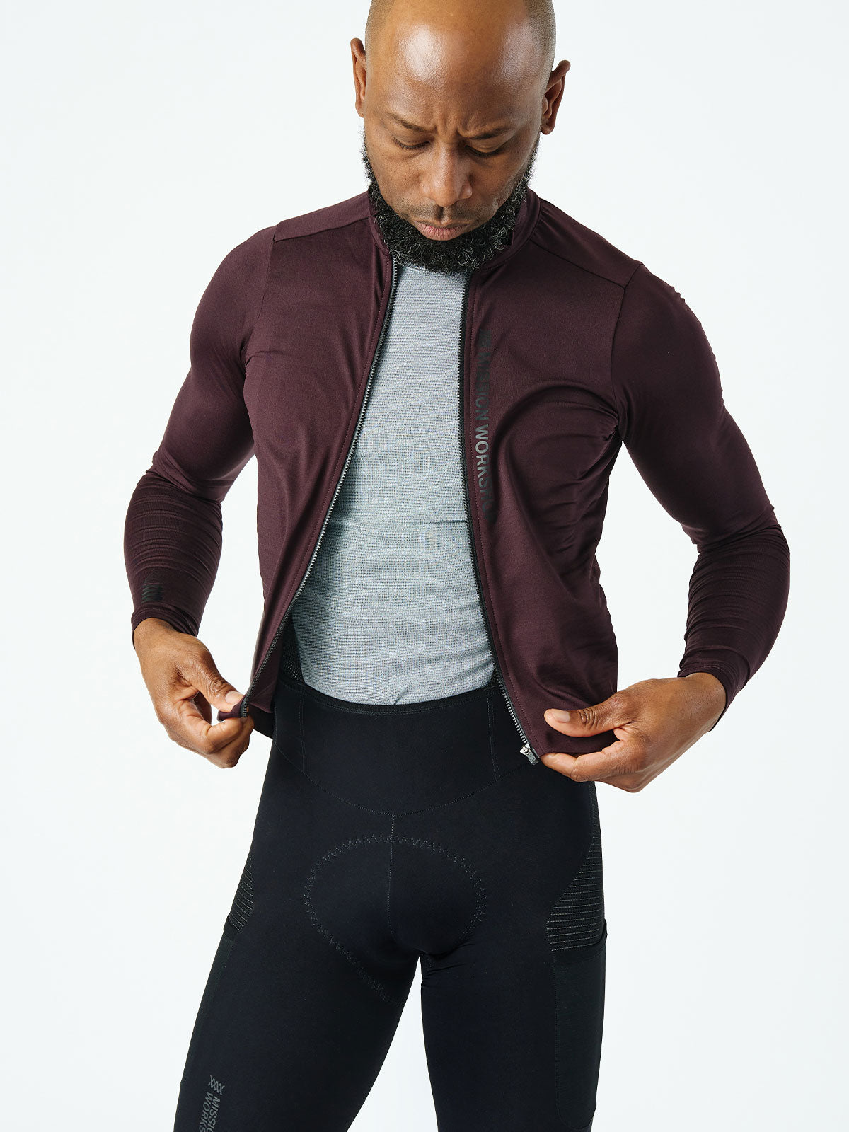 Mission Pro Jersey : LS Men's by Mission Workshop - Säänkestävät laukut ja tekniset vaatteet - San Francisco & Los Angeles - Kestävästi rakennettu - ikuinen takuu