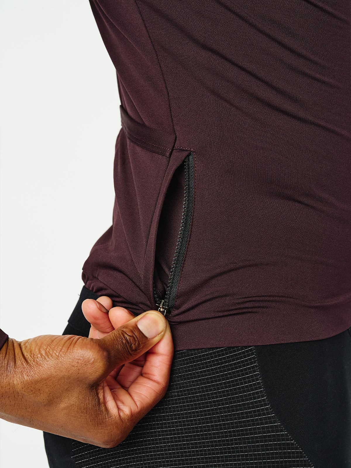 Mission Pro Jersey : LS Men's by Mission Workshop - Säänkestävät laukut ja tekniset vaatteet - San Francisco & Los Angeles - Kestävästi rakennettu - ikuinen takuu