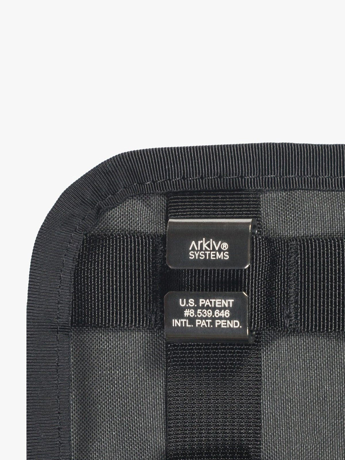Arkiv Laptop Case by Mission Workshop - Säänkestävät laukut ja tekniset vaatteet - San Francisco & Los Angeles - Rakennettu kestämään - ikuinen takuu