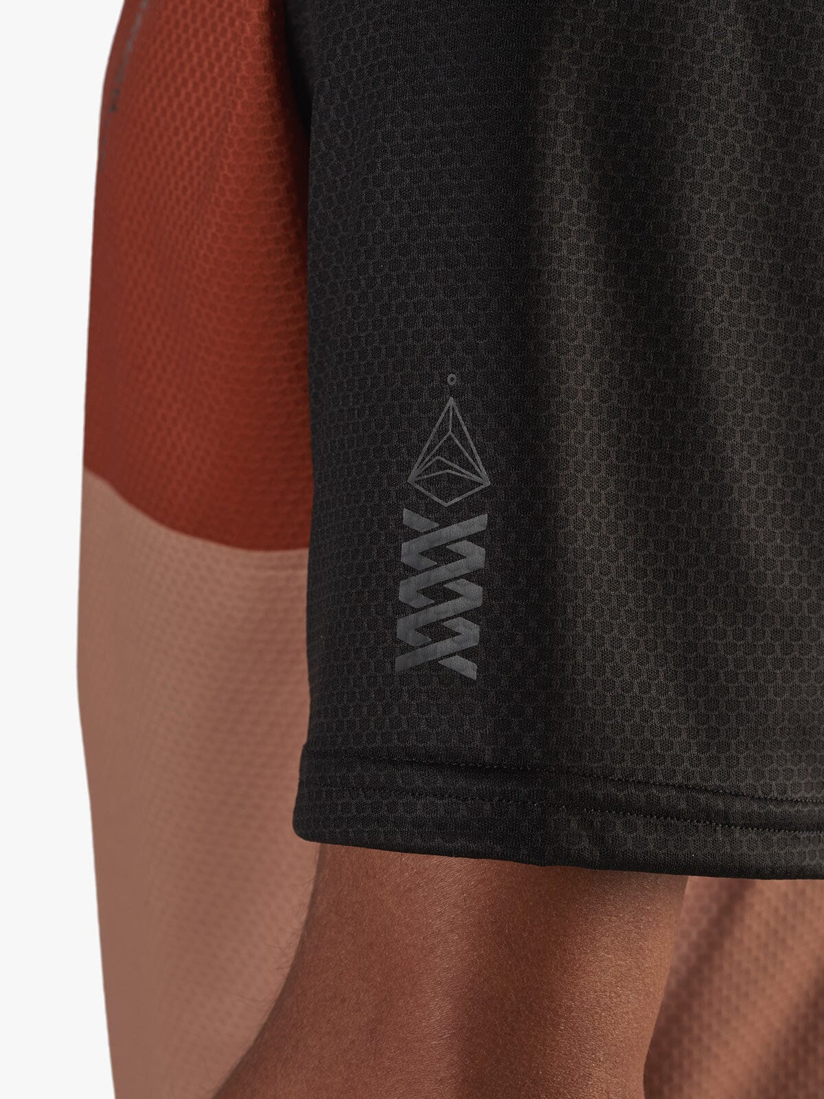 Baja : SS by Mission Workshop - Säänkestävät laukut ja tekniset vaatteet - San Francisco & Los Angeles - Rakennettu kestämään - ikuinen takuu