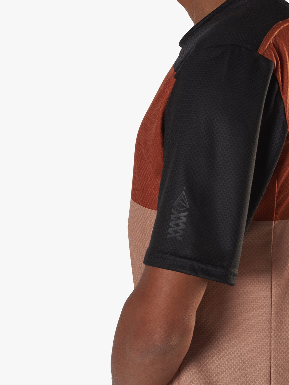 Baja : SS by Mission Workshop - Säänkestävät laukut ja tekniset vaatteet - San Francisco & Los Angeles - Rakennettu kestämään - ikuinen takuu