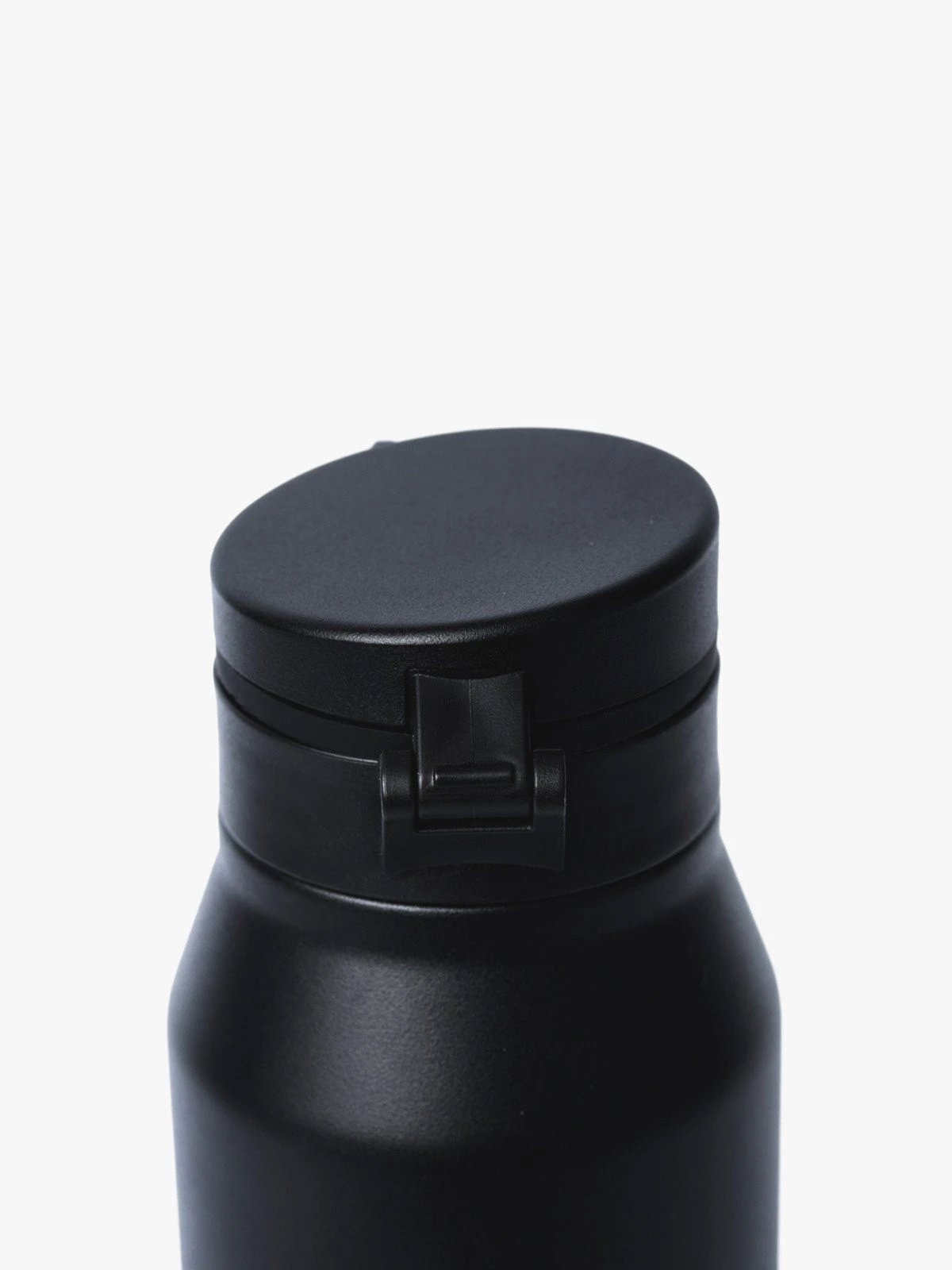 Miir x MW Howler by Mission Workshop - Säänkestävät laukut ja tekniset vaatteet - San Francisco & Los Angeles - Rakennettu kestämään - ikuinen takuu