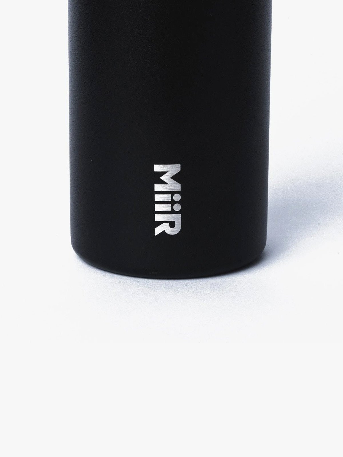 Miir x MW Vacuum Insulated by Mission Workshop - Säänkestävät laukut ja tekniset vaatteet - San Francisco & Los Angeles - Rakennettu kestämään - ikuinen takuu