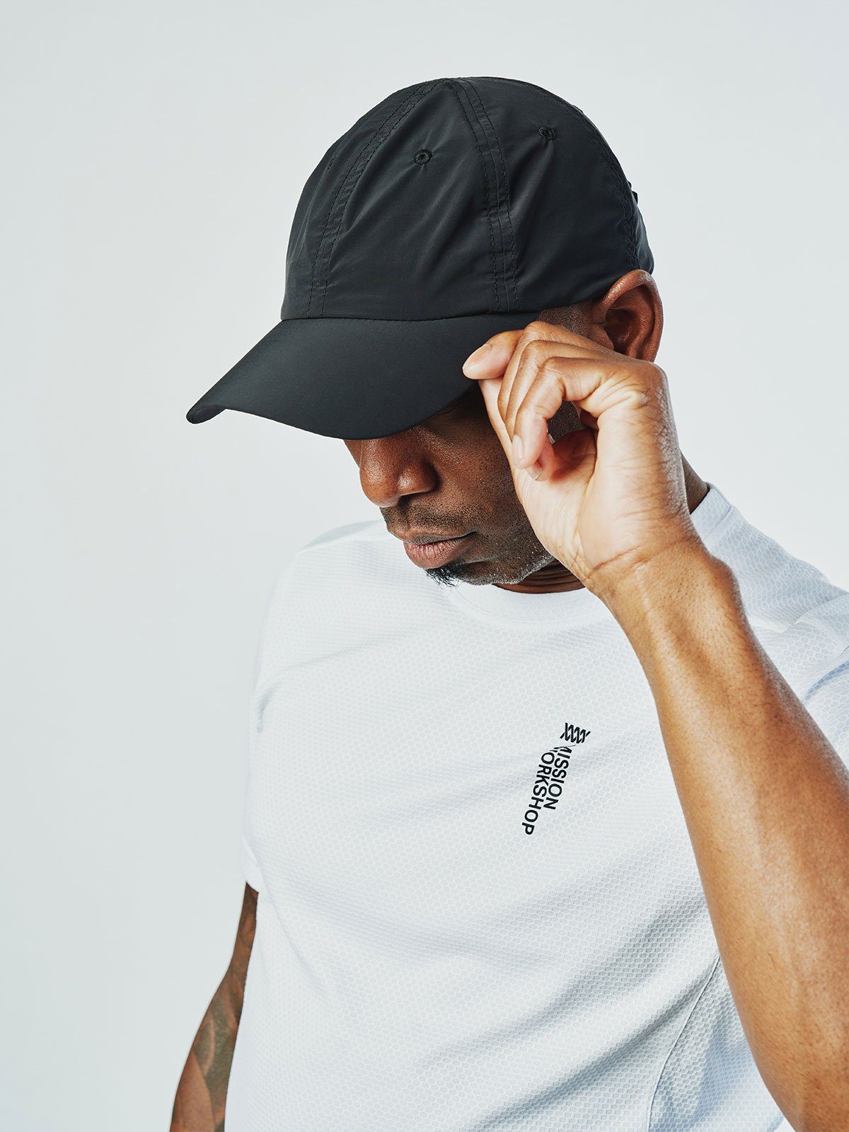 MW6 by Mission Workshop - Säänkestävät laukut ja tekniset vaatteet - San Francisco & Los Angeles - Rakennettu kestämään - ikuinen takuu