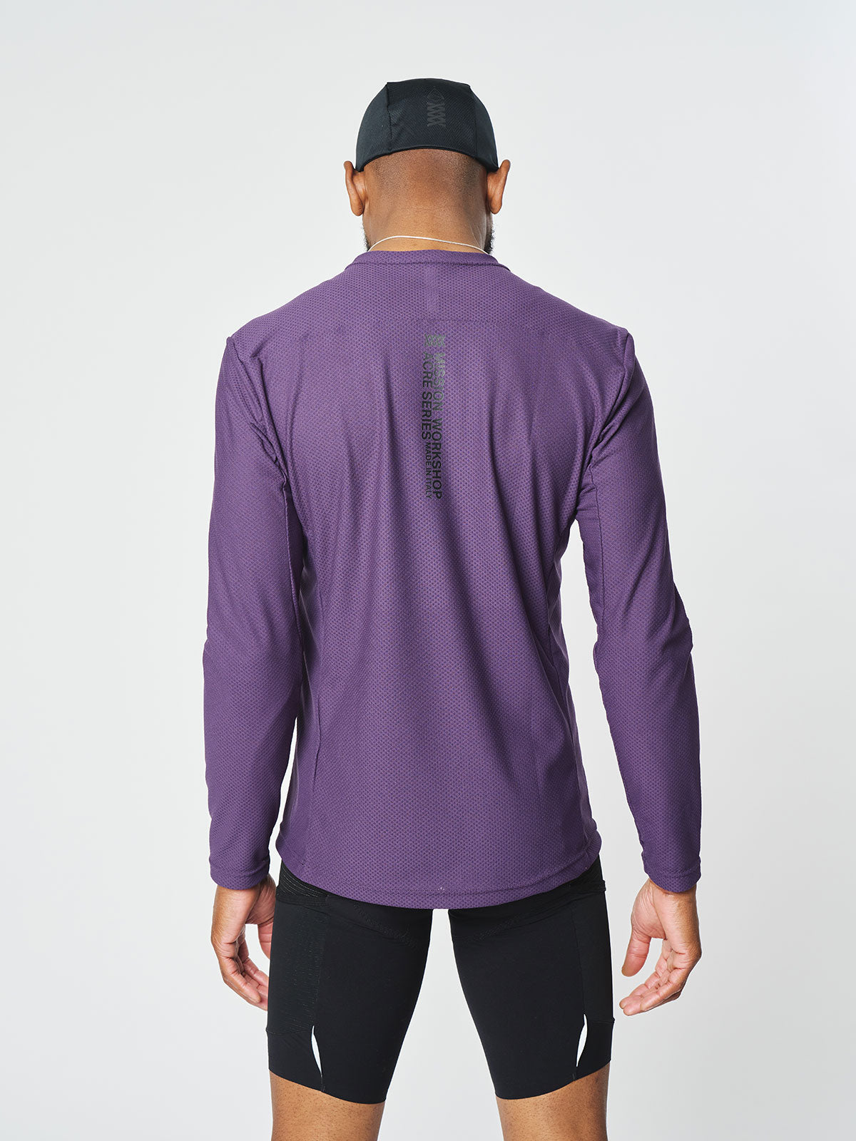 Mission Pro Tech Tee : LS Men's by Mission Workshop - Säänkestävät laukut & Tekniset vaatteet - San Francisco & Los Angeles - Kestää - ikuisesti taattu