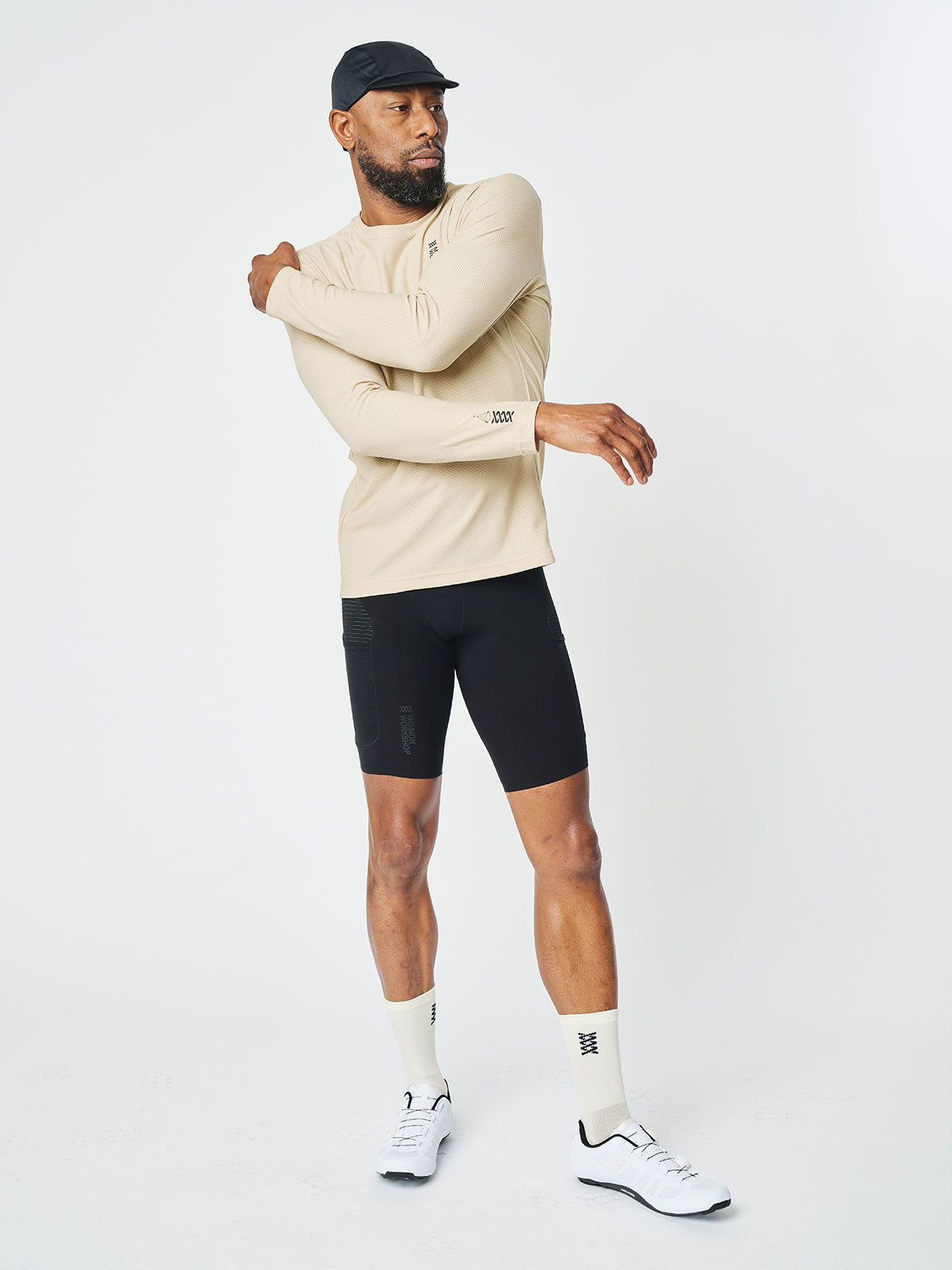 Mission Pro Tech Tee : LS Men's by Mission Workshop - Säänkestävät laukut & Tekniset vaatteet - San Francisco & Los Angeles - Kestää - ikuisesti taattu