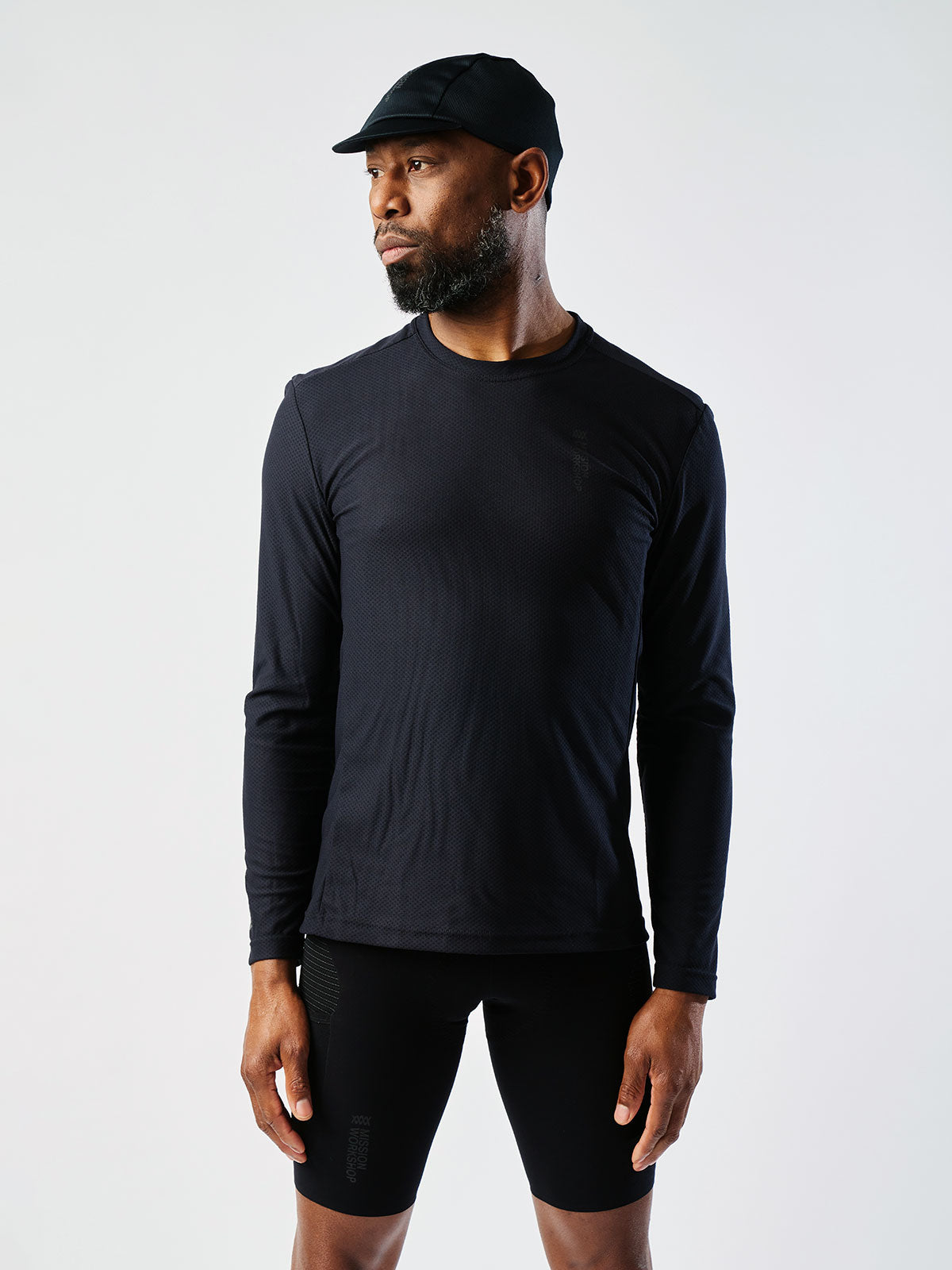 Mission Pro Tech Tee : LS Men's by Mission Workshop - Säänkestävät laukut & Tekniset vaatteet - San Francisco & Los Angeles - Kestää - ikuisesti taattu