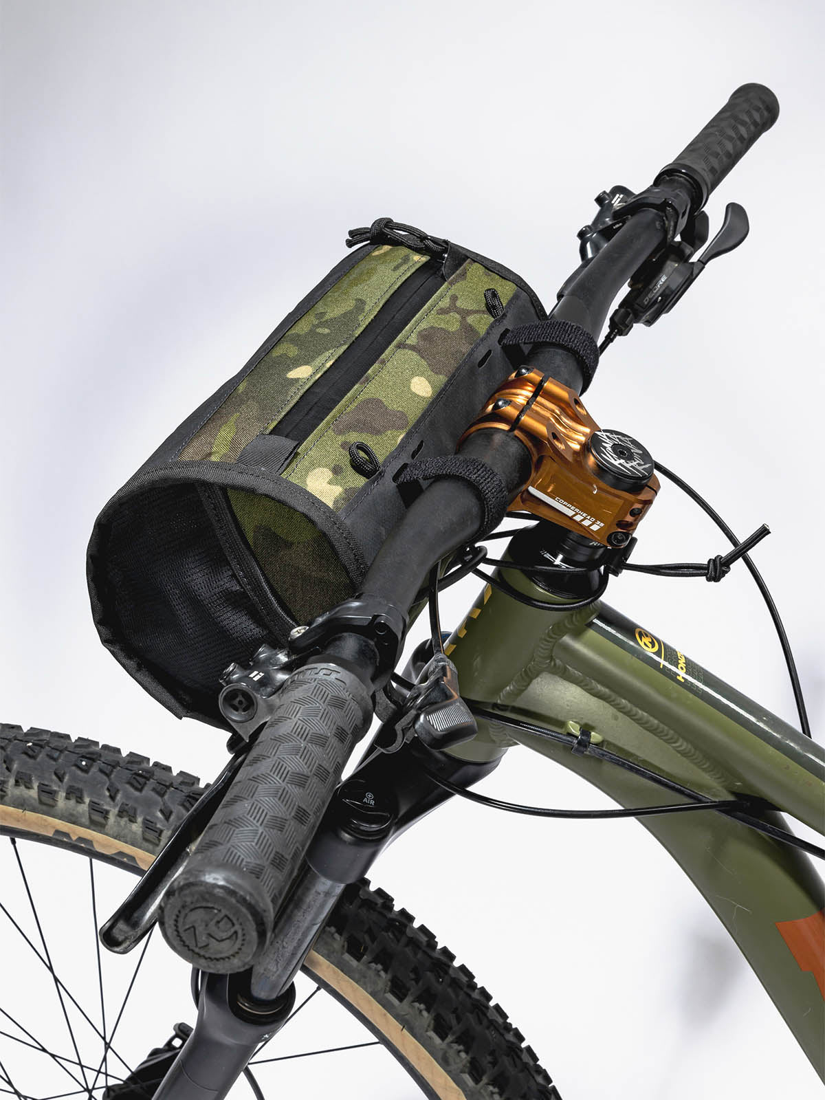 Toro Grande Handlebar Bag by Mission Workshop - Säänkestävät laukut ja tekniset vaatteet - San Francisco & Los Angeles - Rakennettu kestämään - ikuinen takuu
