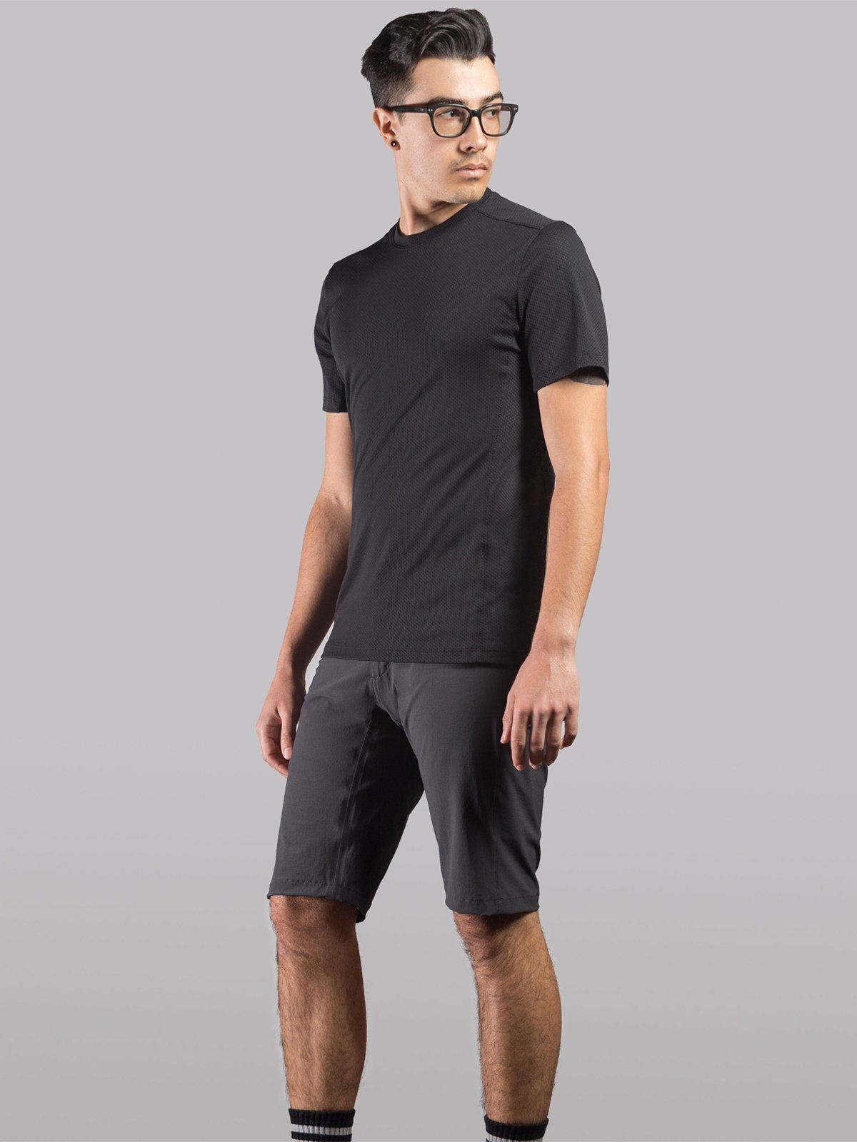 Traverse : XC by Mission Workshop - Säänkestävät laukut ja tekniset vaatteet - San Francisco & Los Angeles - Rakennettu kestämään - ikuinen takuu