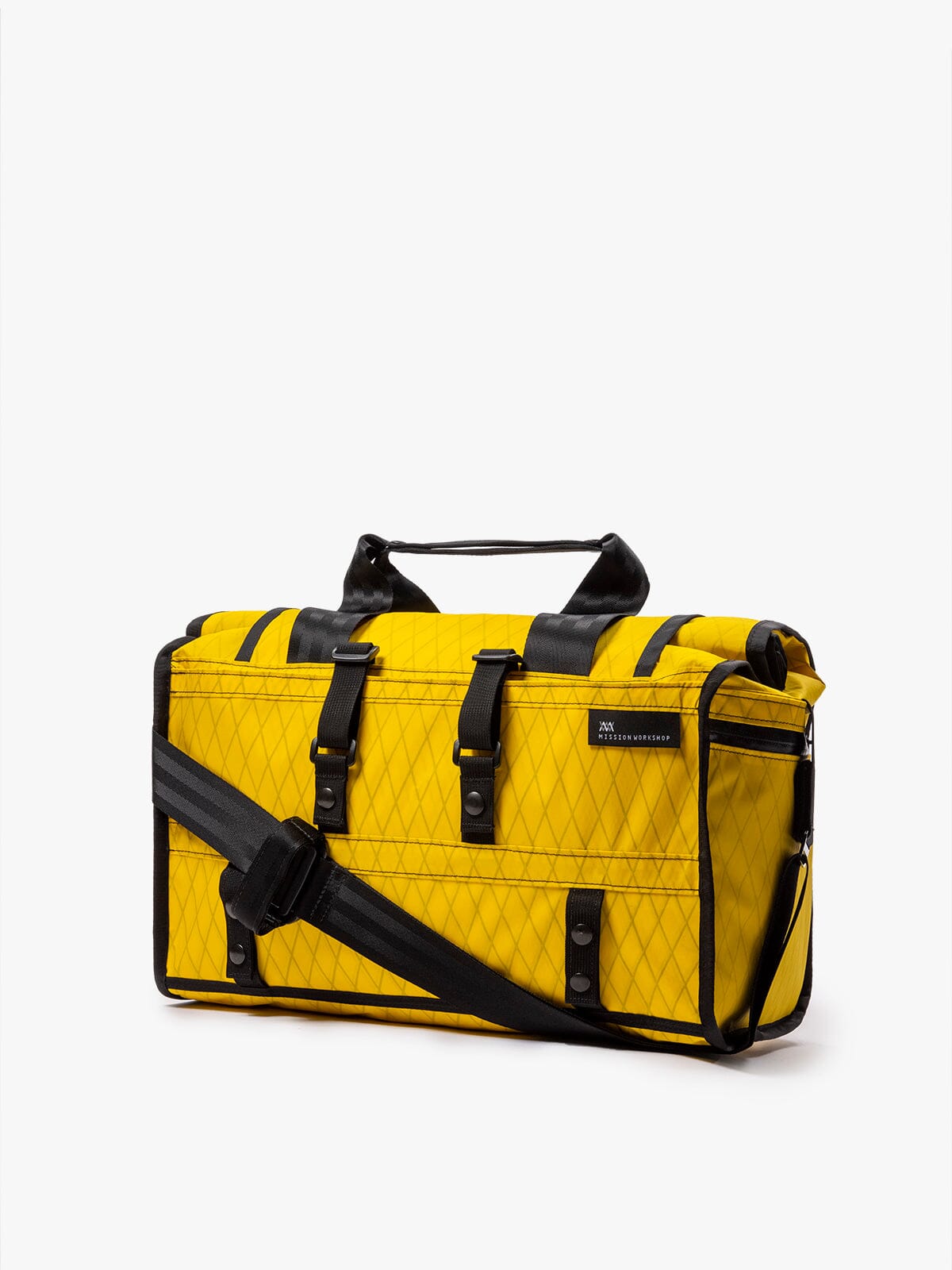 Helmsman : VX by Mission Workshop - Säänkestävät laukut ja tekniset vaatteet - San Francisco & Los Angeles - Rakennettu kestämään - ikuinen takuu