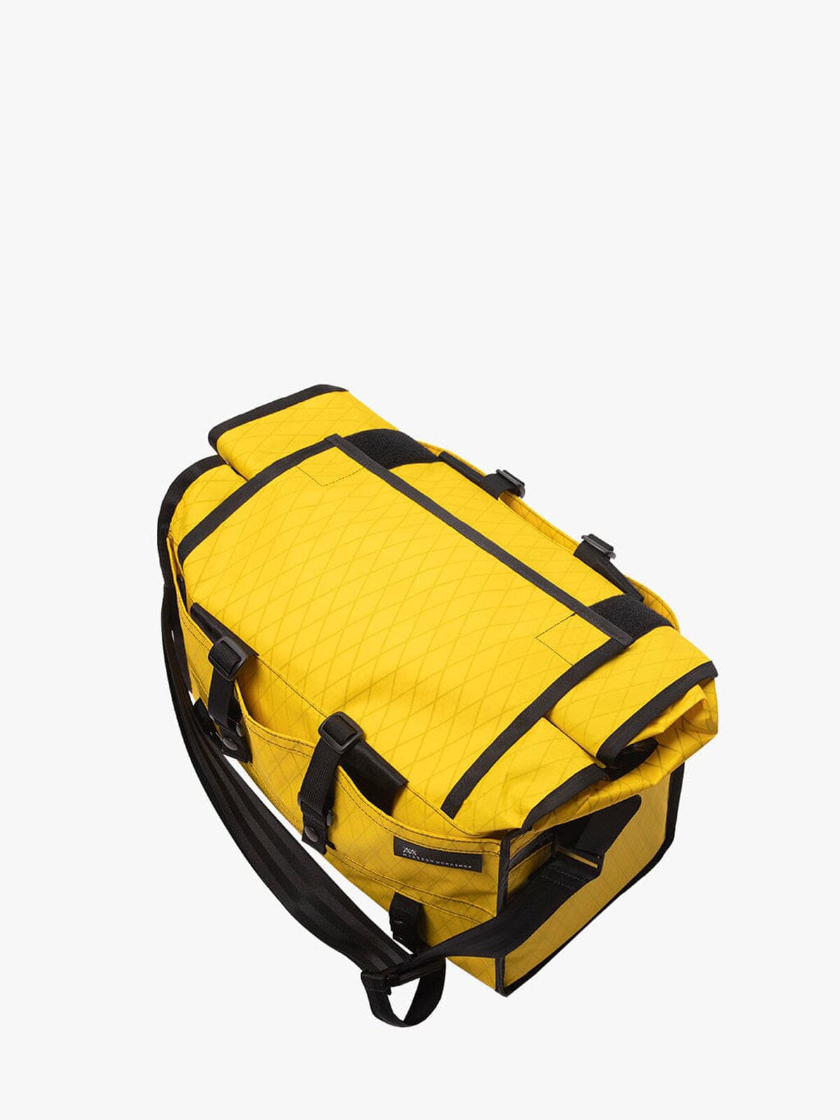 Helmsman : VX by Mission Workshop - Säänkestävät laukut ja tekniset vaatteet - San Francisco & Los Angeles - Rakennettu kestämään - ikuinen takuu