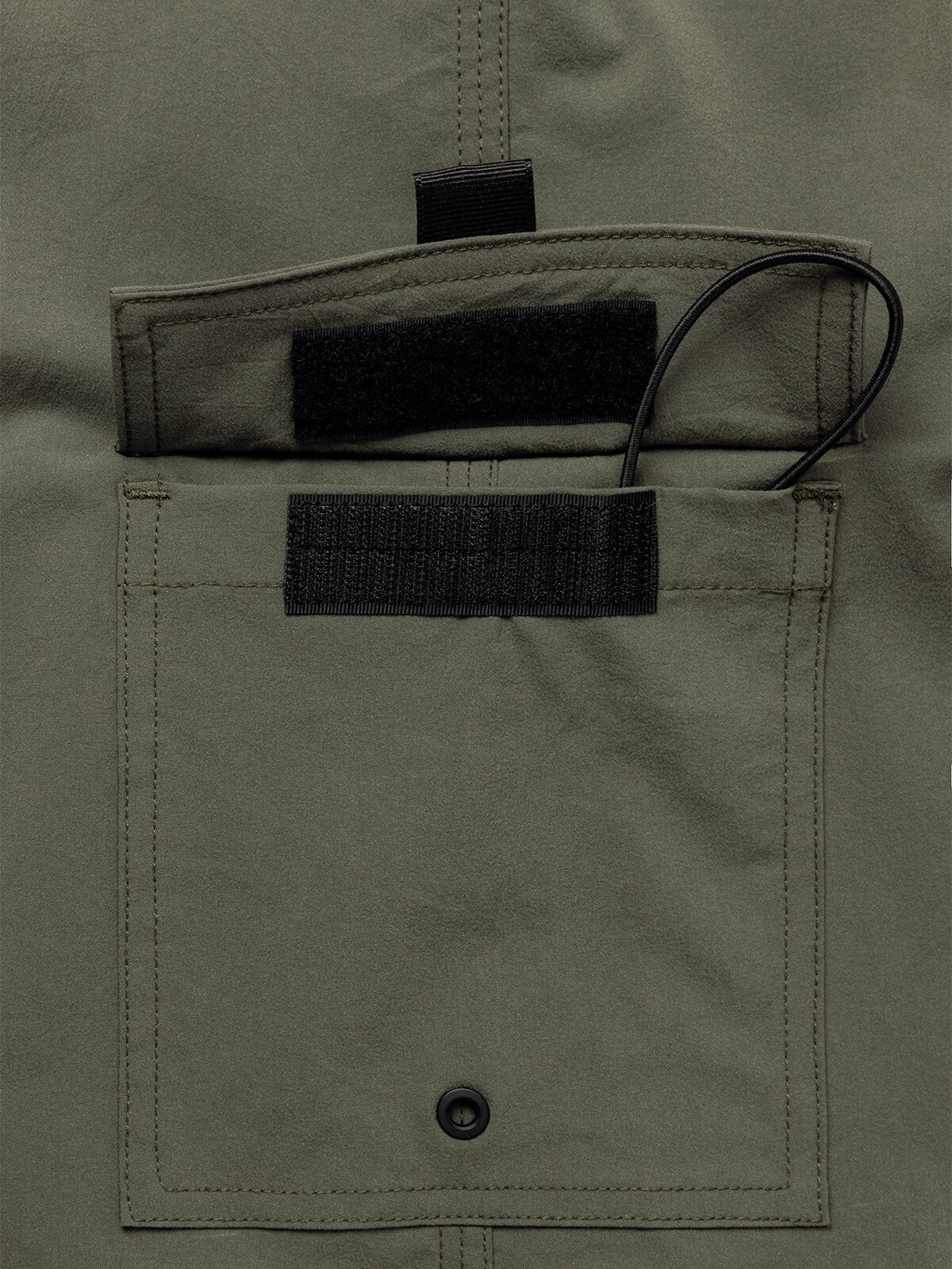 Ocho by Mission Workshop - Säänkestävät laukut ja tekniset vaatteet - San Francisco & Los Angeles - Rakennettu kestämään - ikuinen takuu